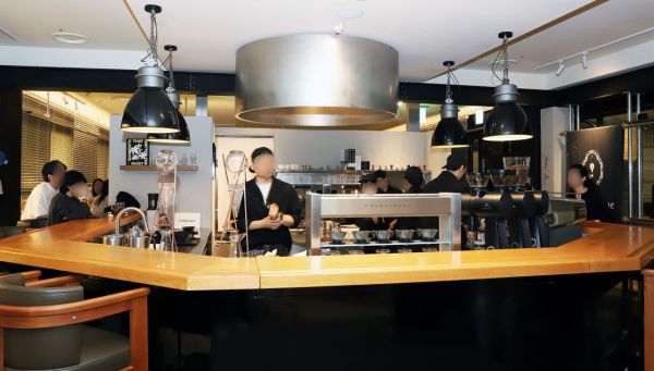 Shinsegae Launches New Cafe to Boost F&B Competitiveness