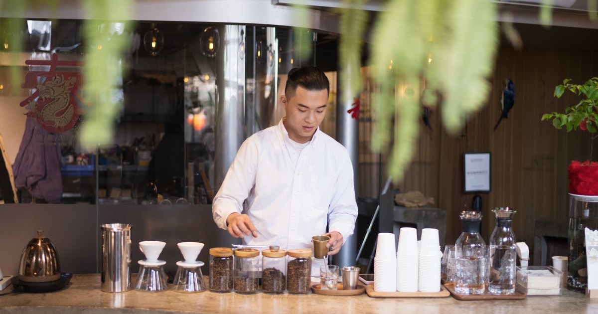 China Overtakes U.S. in Branded Coffee Shop Count