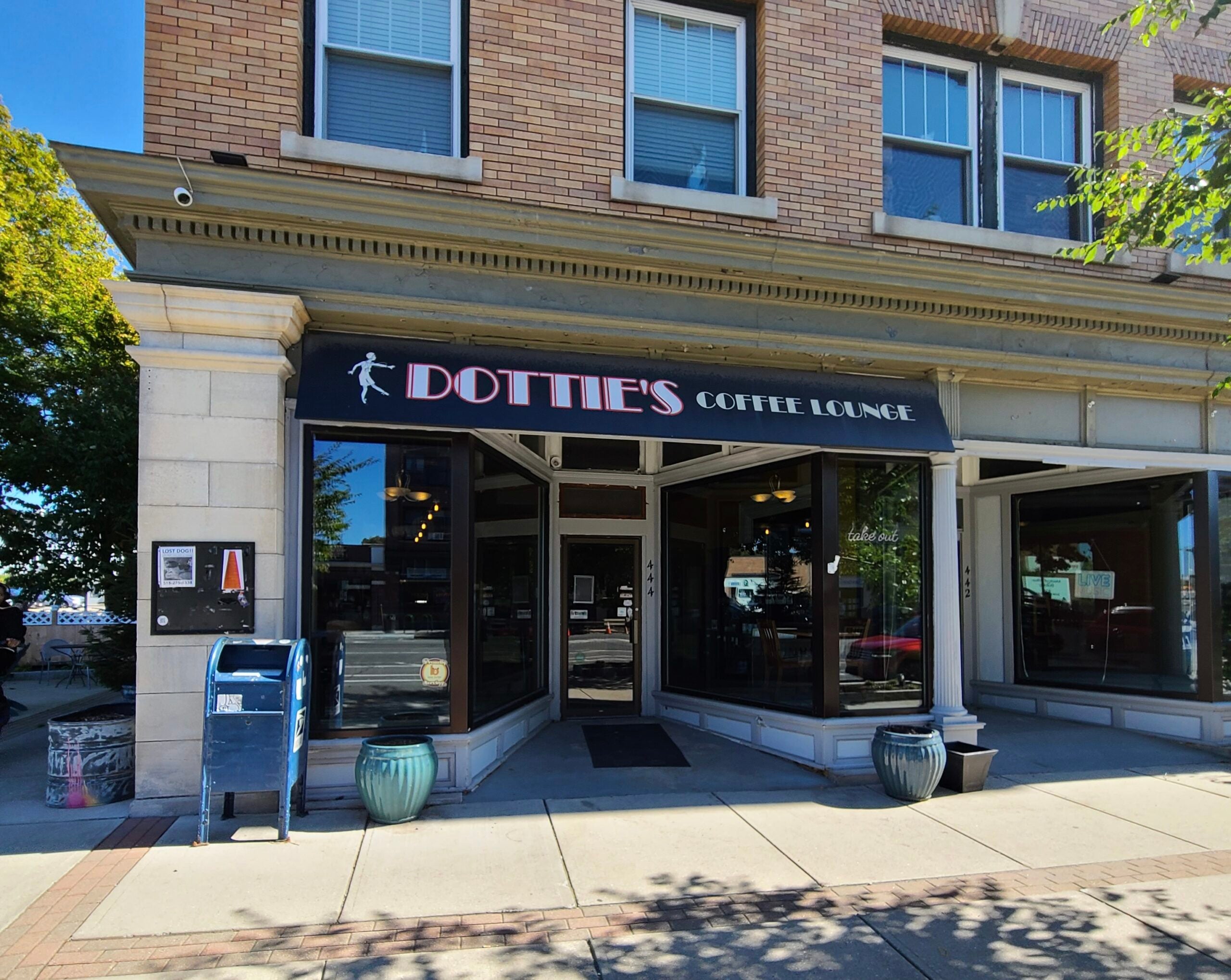Dottie’s Coffee Lounge Reopens with New Management and Fresh Vision