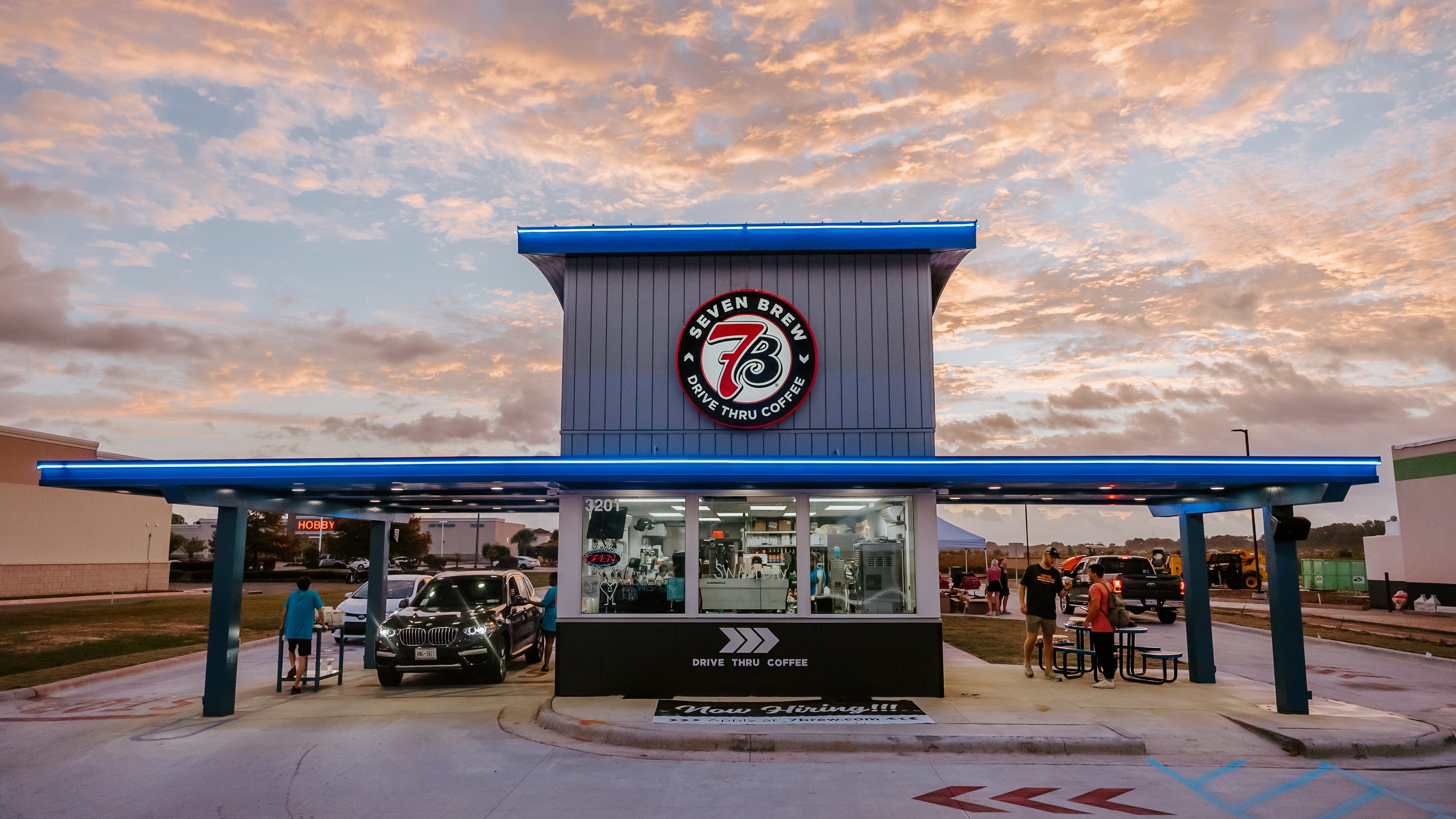 7 Brew Drive-thru Coffee Expands to Sioux Falls