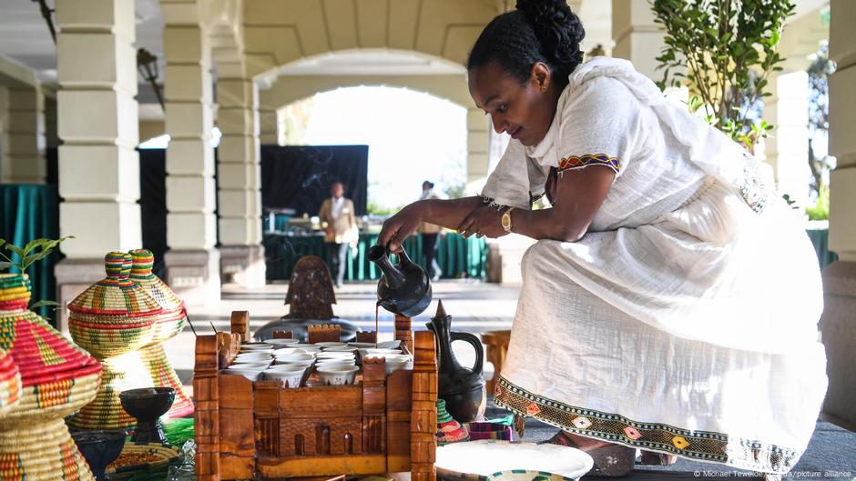 Coffee's Journey - From Ancient Rituals to Modern Trends