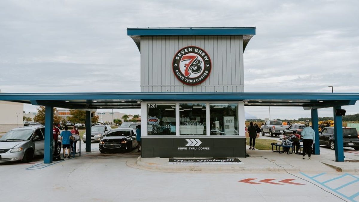 Viral Coffee Chain 7 Brew Expands with Second Cincinnati Location