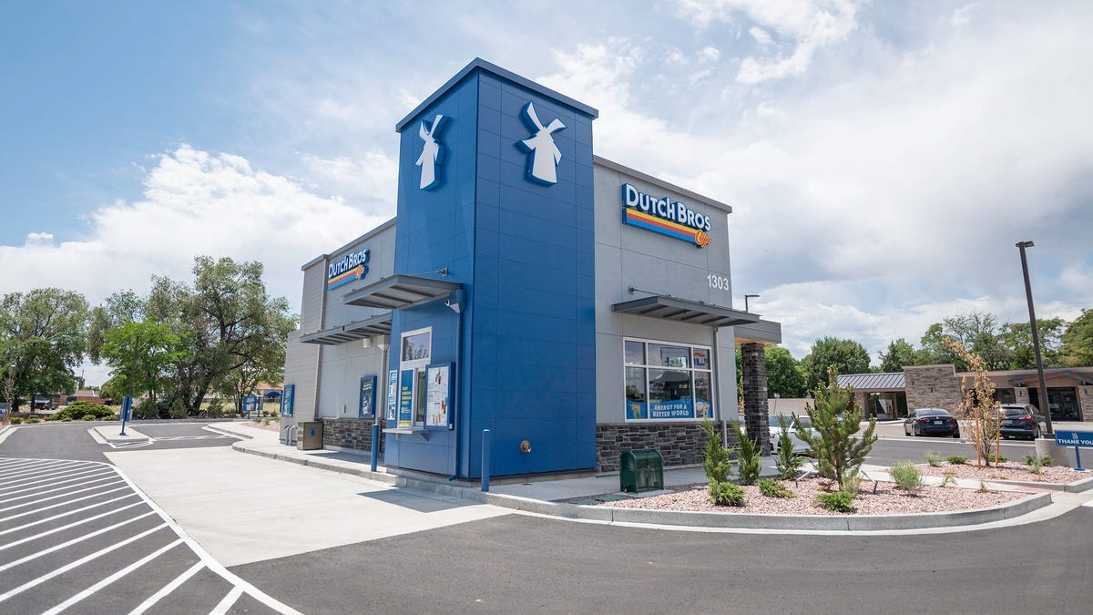 Dutch Bros Coffee Expands with Six New Locations in Iowa