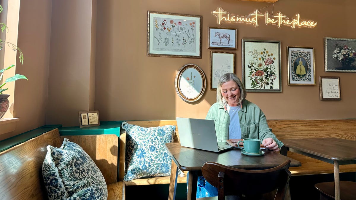 Eugene's Alchemy Coffee - A Cozy Community Hub