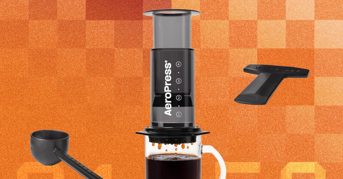 Travel-Friendly Brewing - The Magic of AeroPress Coffee Makers