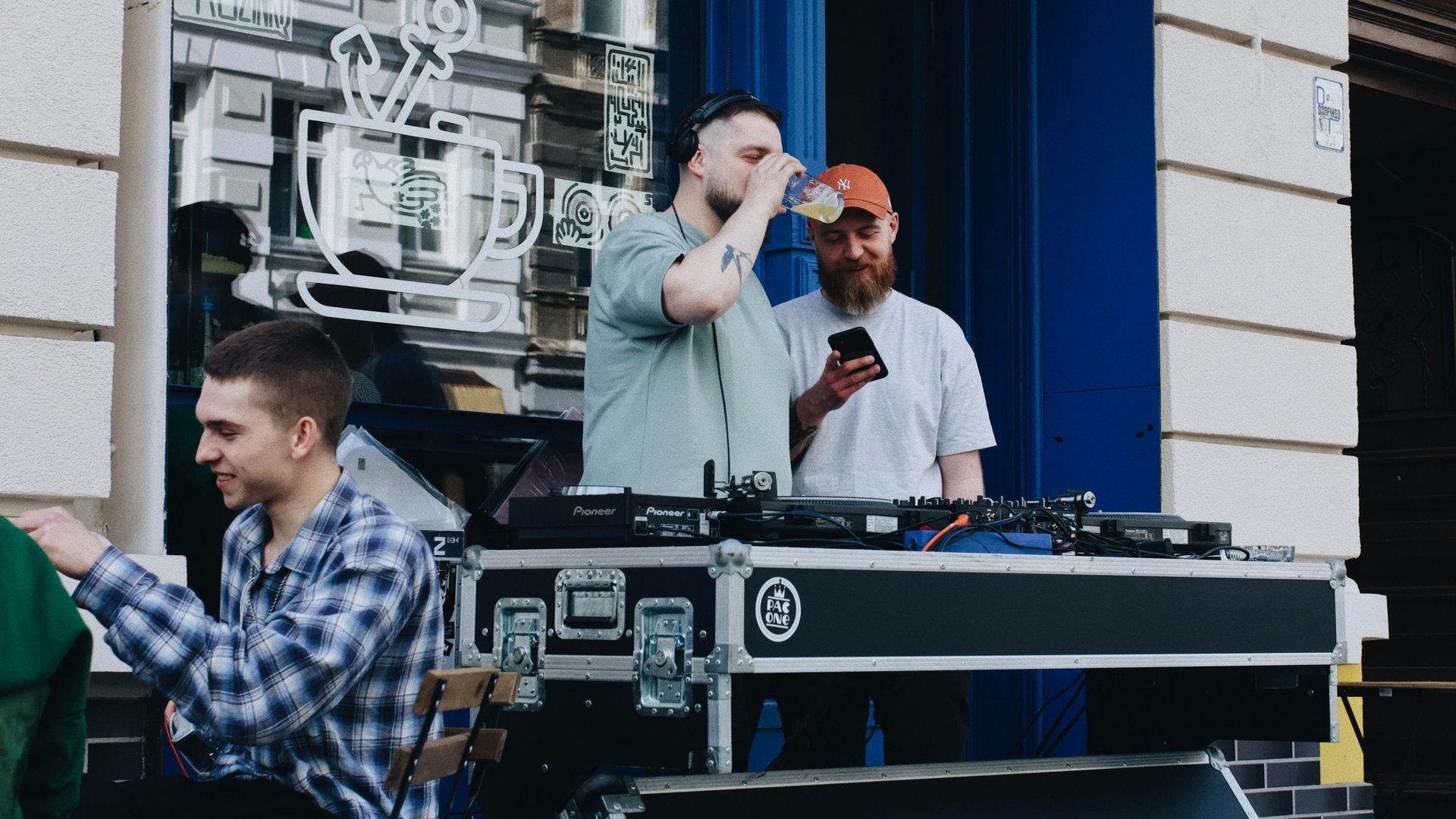 Coffee Raves - The New Trend for Sober Socializing