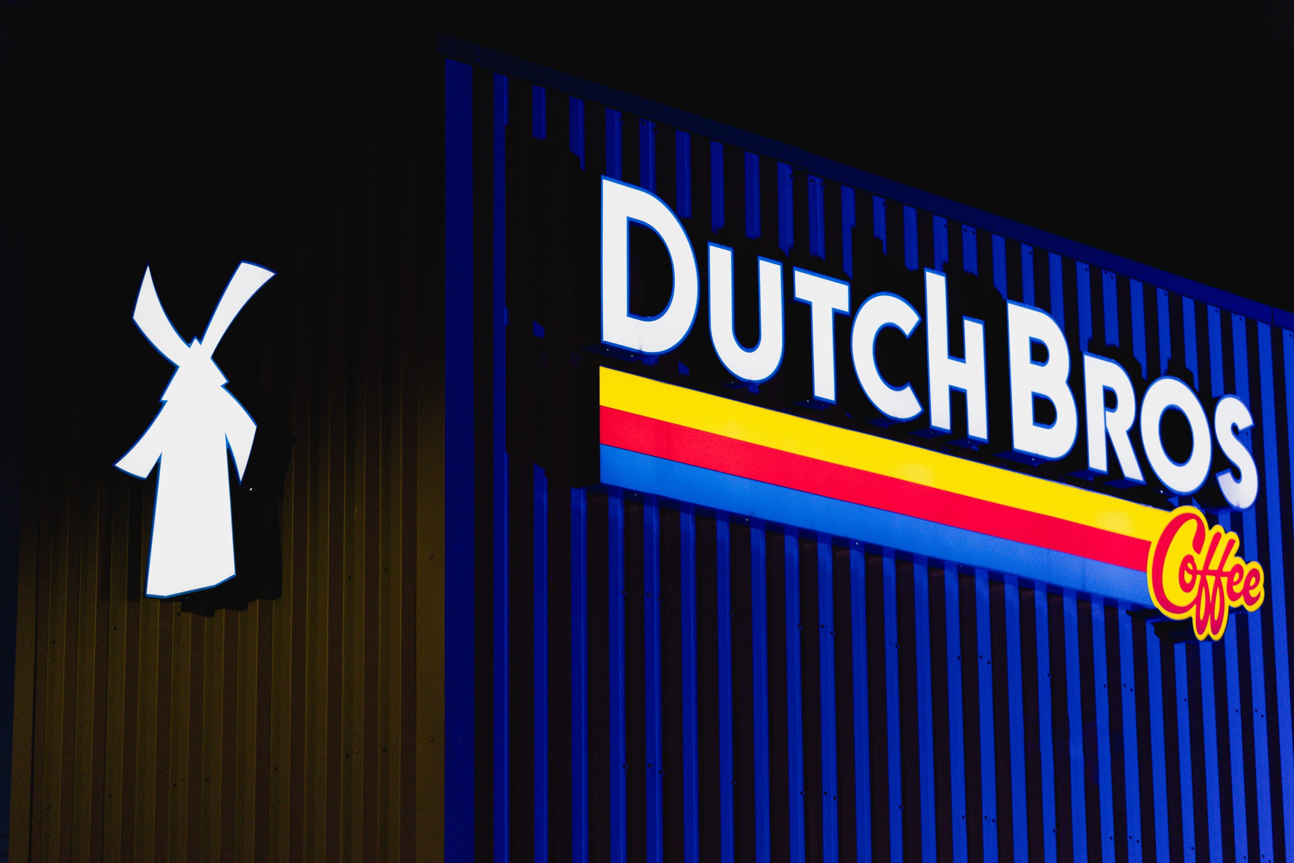 Dutch Bros Coffee Expands to Los Angeles with Exciting New Store