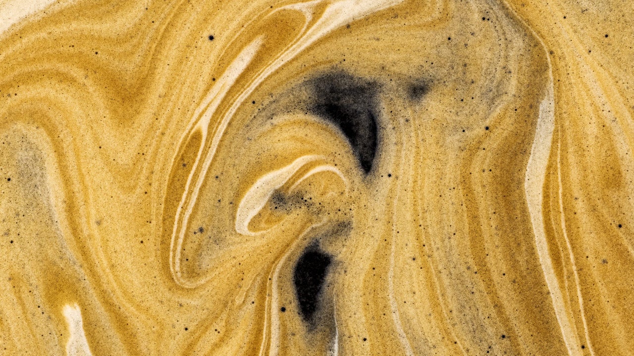 Coffee - The Culprit Behind Your Dulling Smile