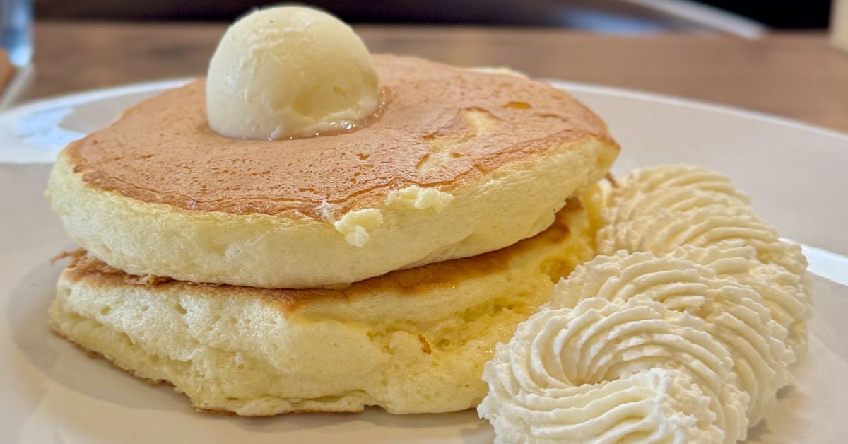 Fluffy Soufflé Pancakes Take Center Stage at Takagi Coffee in LA