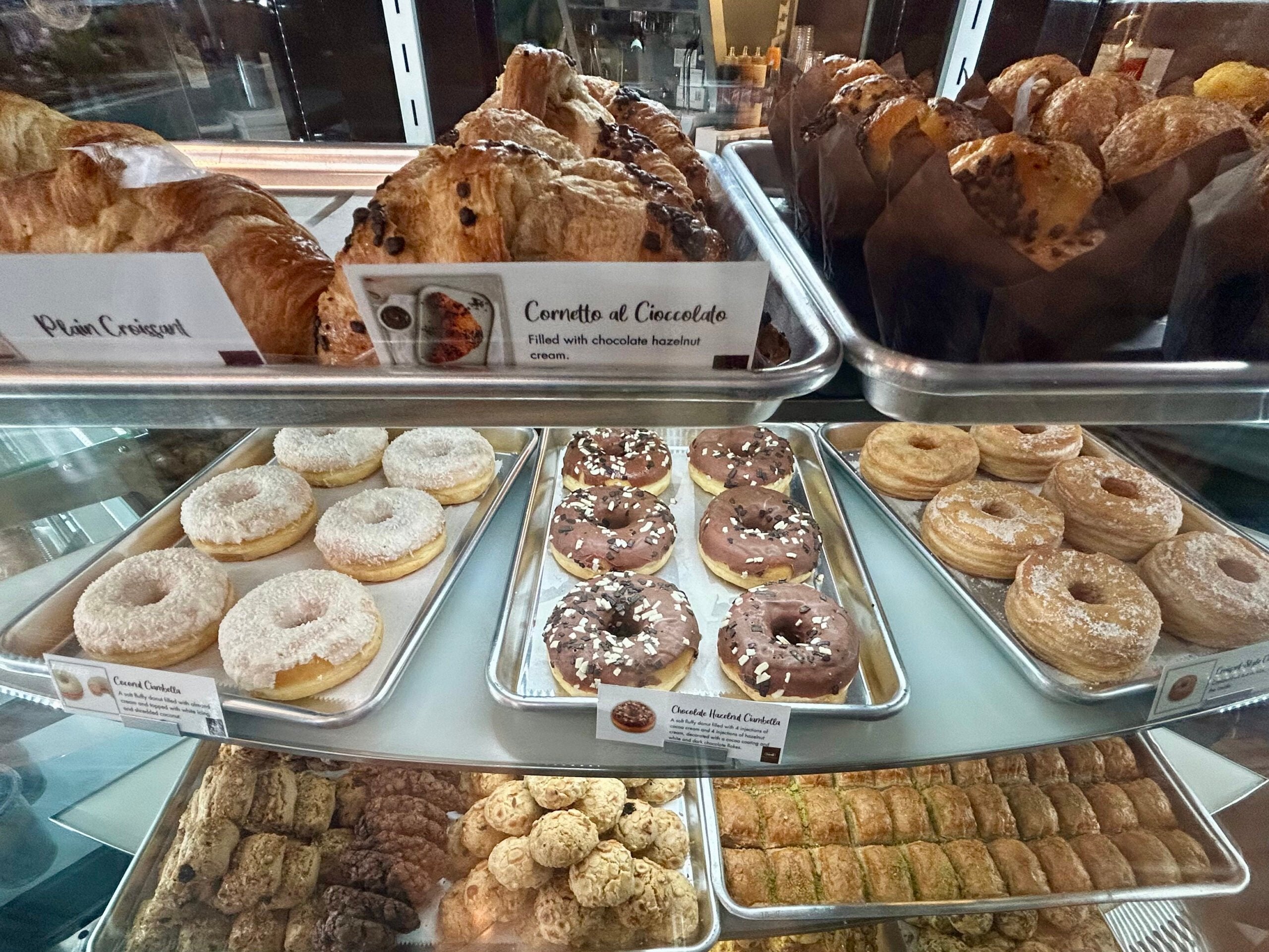 Bloom & Brew - A Unique Coffee and Flower Experience in Lake Grove