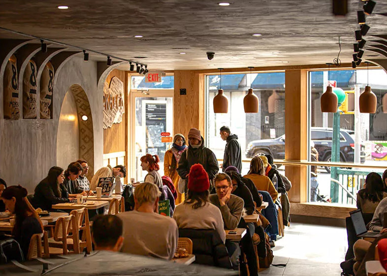 Yemeni Coffee Shops Thrive in the U.S. Amid Global Brand Stagnation