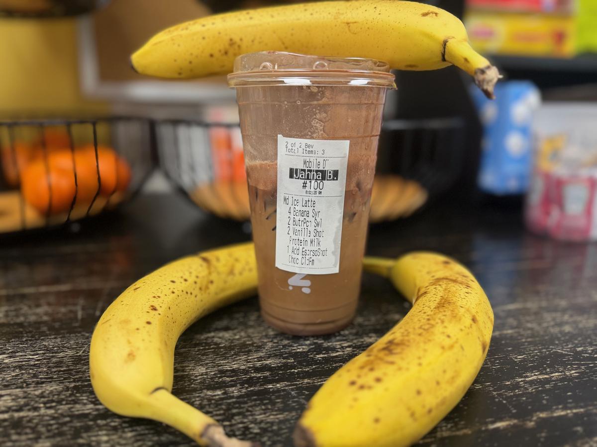 Dunkin's Banana Drink - The Perfect Chunky Monkey Combo
