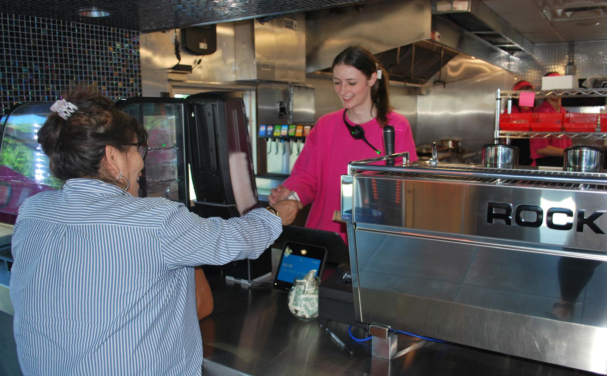 Rizz Pies & Coffee - Revolutionizing Fast Food with Flavor and Flair