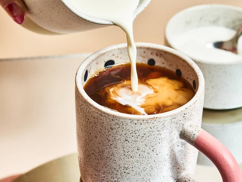 Best of Both Worlds - Thyme & Table's Multi-Capsule Coffee Maker