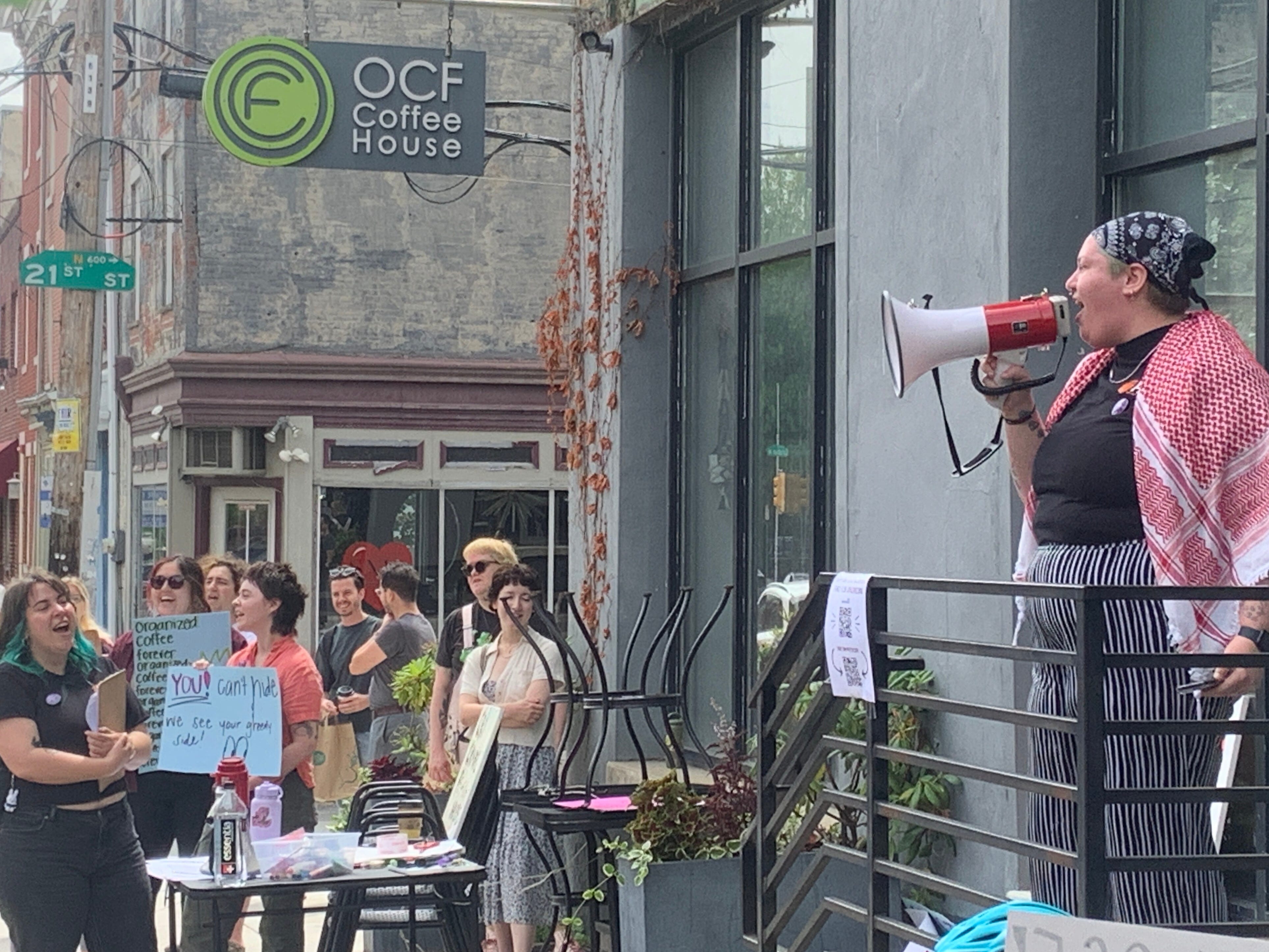 Philly Coffee Chain Shutters Amid Unionization Efforts, Sparks Outrage