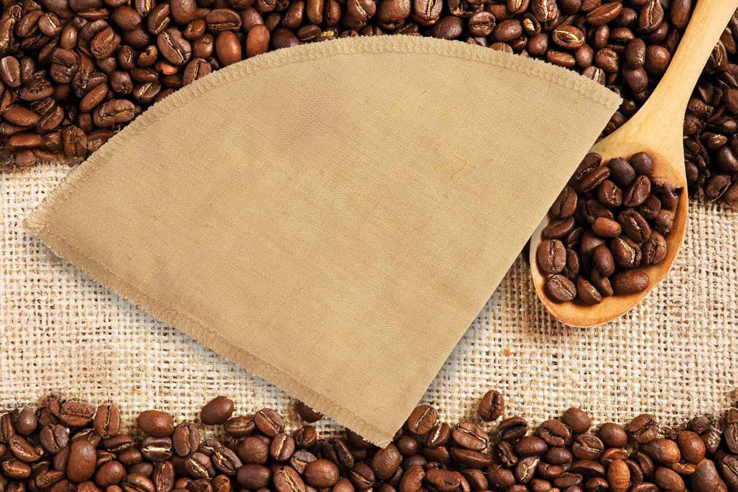 Upgrade Your Coffee Routine with These Plastic-Free Tools