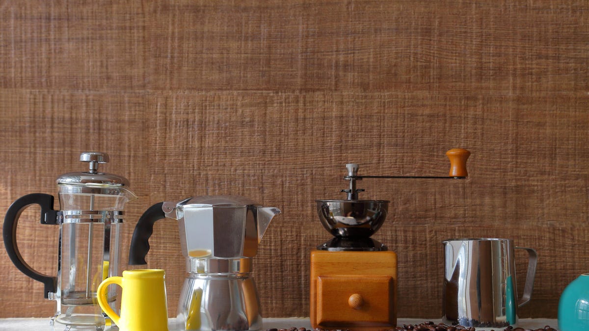 Mastering Coffee Brewing - The Power of Burr Grinders