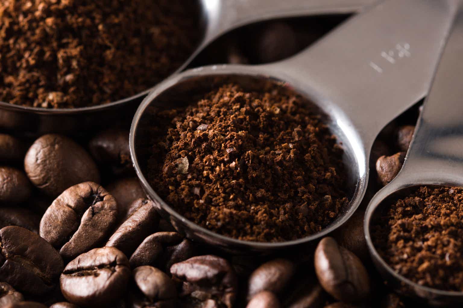 China's Coffee Boom - Luckin Coffee Inc. a Speculative BUY Amid Market Surge