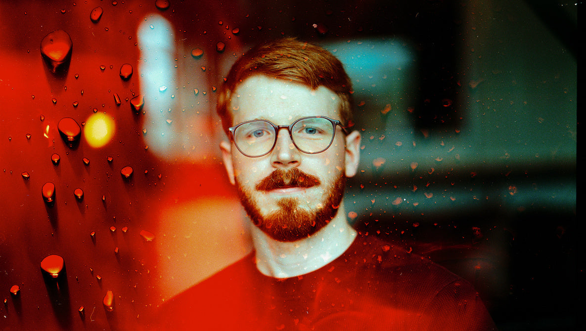 Capturing Connection - The Art of Coffee Shop Portraits