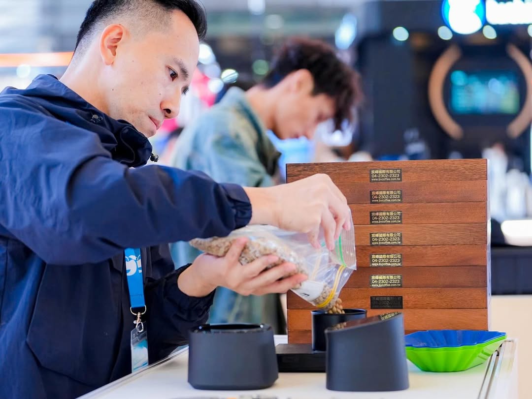 AI Revolutionizes Specialty Coffee - Balancing Innovation and Craft