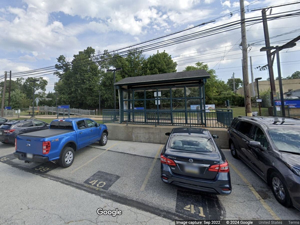 Community Corner Coffee Shop Opening At Ardsley Train Station